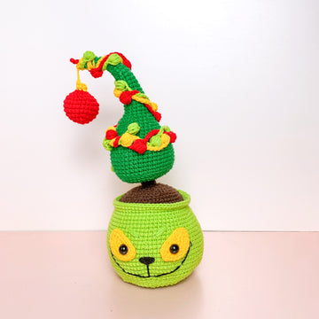Handmade Beautiful Halloween Crochet Mr Grinch